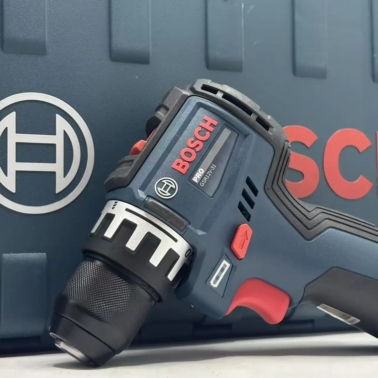 Bosch Professional GSR 12V-31  - đánh giá và giá Screwdriver Set